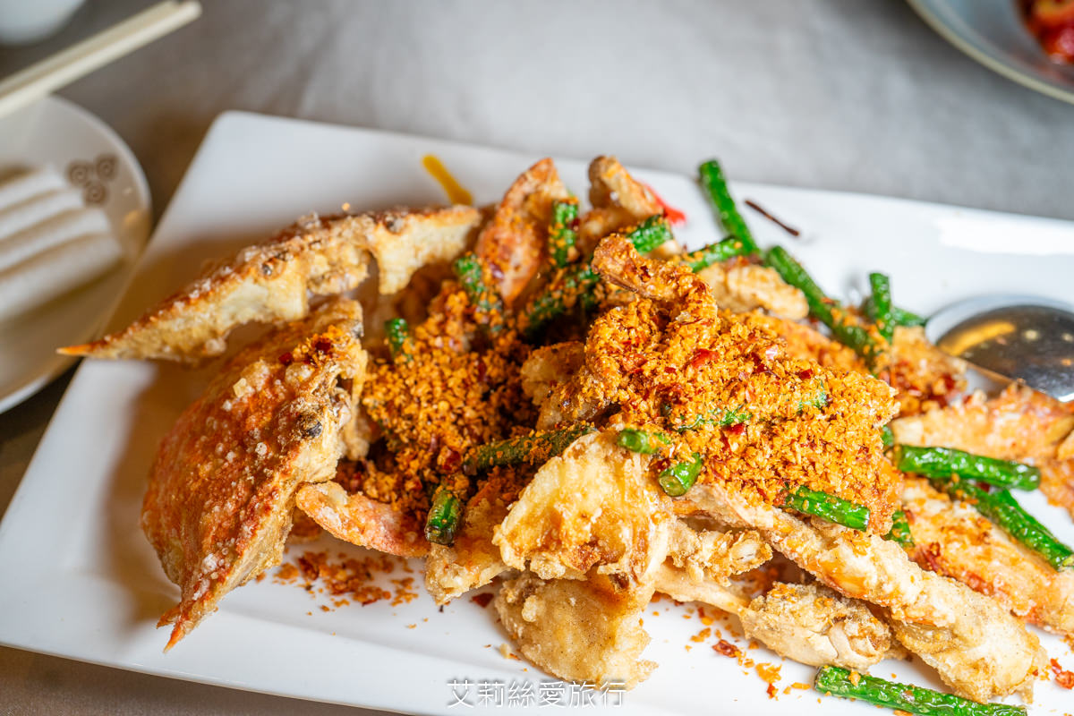 季節限定肥美秋蟹！晶宴會館 金秋蟹晶宴 避風塘肥蟹 秋蟹饗宴 中山區日光香頌 近捷運南京復興站