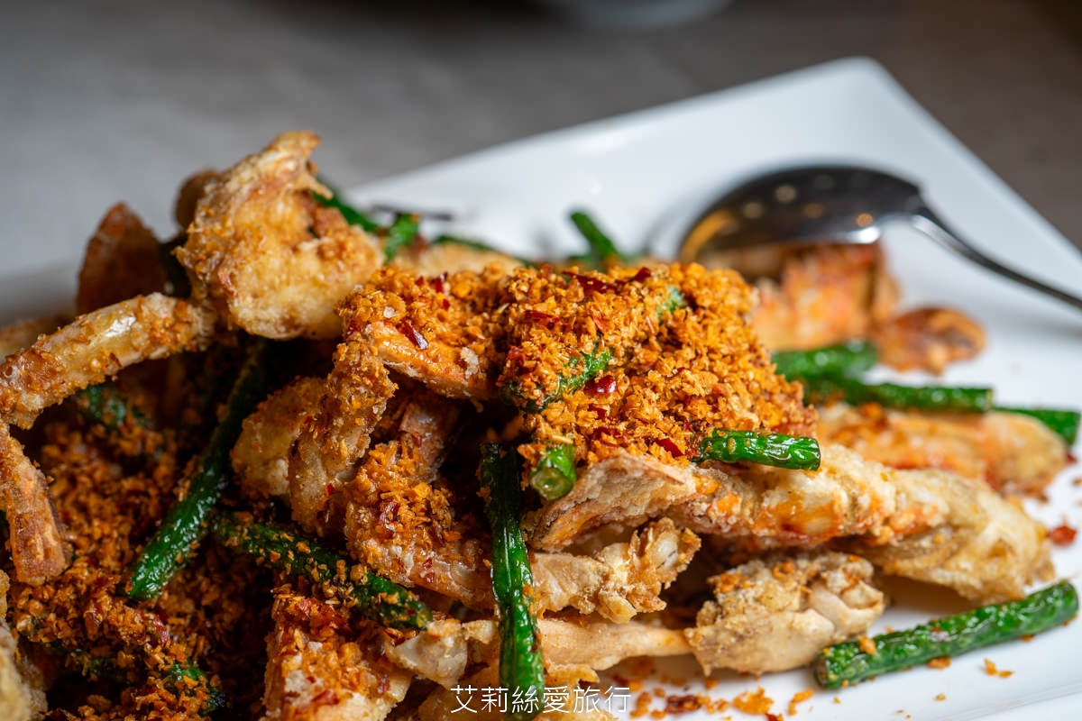 季節限定肥美秋蟹！晶宴會館 金秋蟹晶宴 避風塘肥蟹 秋蟹饗宴 中山區日光香頌 近捷運南京復興站