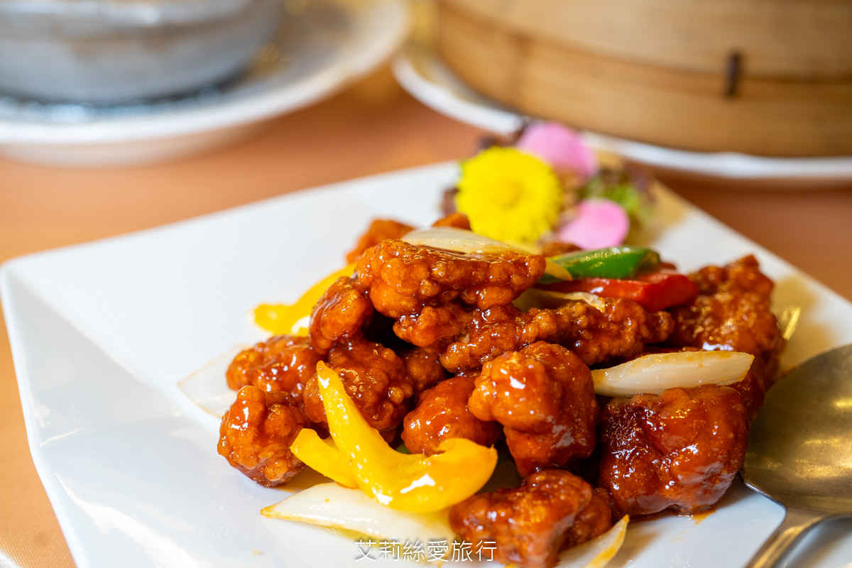 中和美食 晶粵軒烤鴨餐廳 招牌片皮鴨 限時折價500元！ 肉質肥美的宜蘭櫻桃鴨油亮酥脆鮮嫩多汁 捷運橋和站