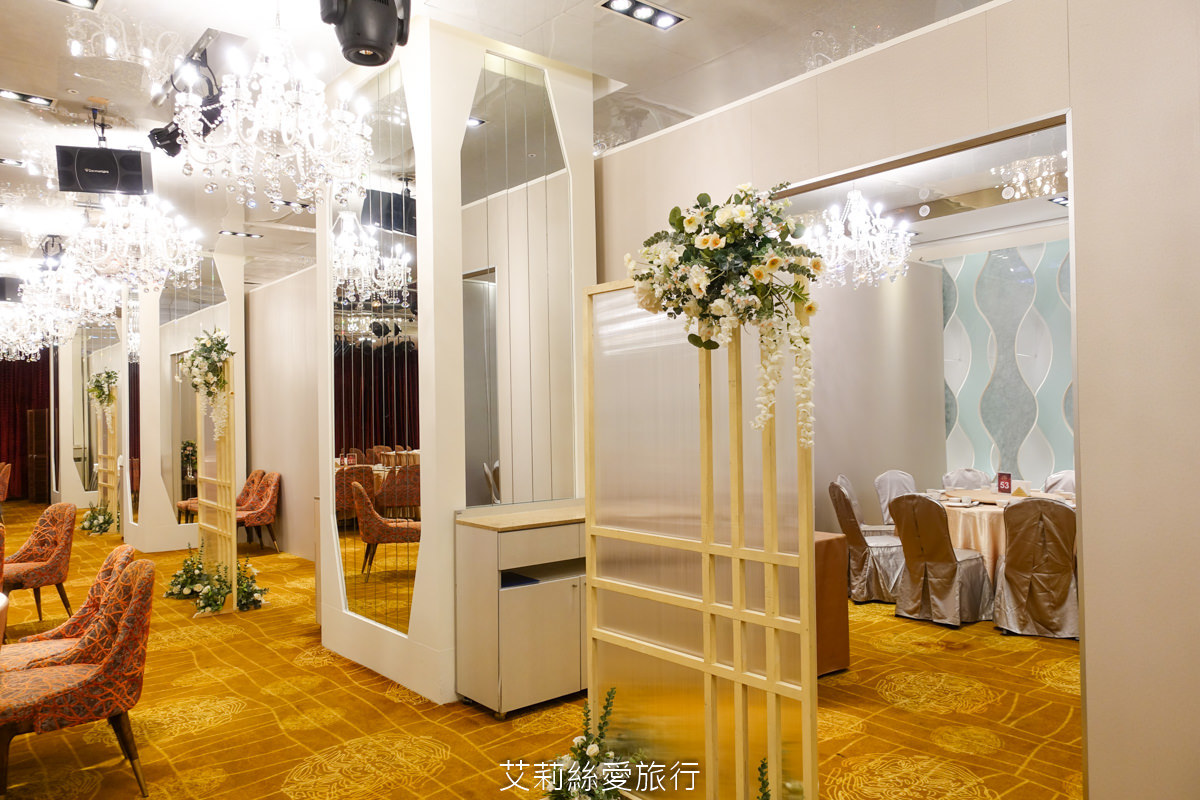 中和美食 晶粵軒烤鴨餐廳 招牌片皮鴨 限時折價500元！ 肉質肥美的宜蘭櫻桃鴨油亮酥脆鮮嫩多汁 捷運橋和站