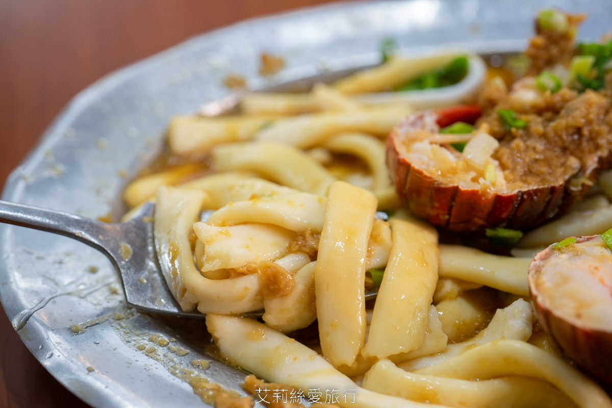 北海岸美食 野柳老字號海鮮餐廳 望海亭 價格透明公開 每日新鮮漁獲 內用白飯吃到飽 用餐折抵停車費！