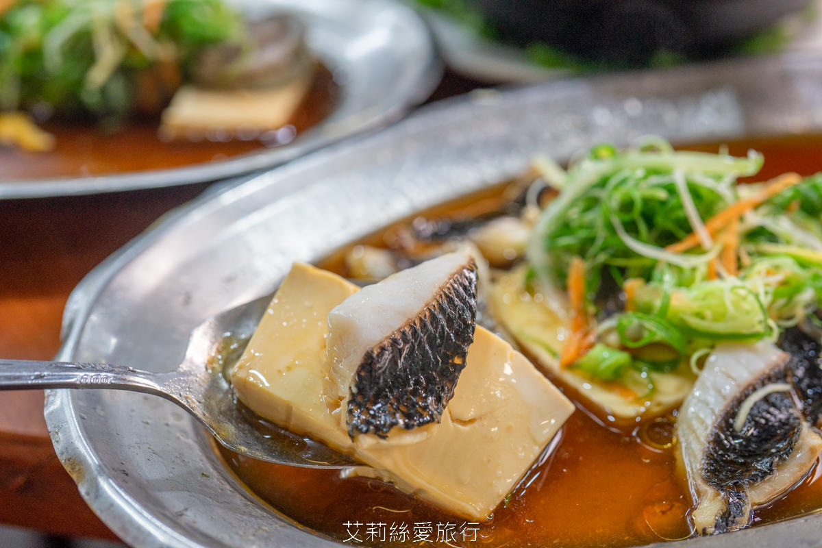 北海岸美食 野柳老字號海鮮餐廳 望海亭 價格透明公開 每日新鮮漁獲 內用白飯吃到飽 用餐折抵停車費！