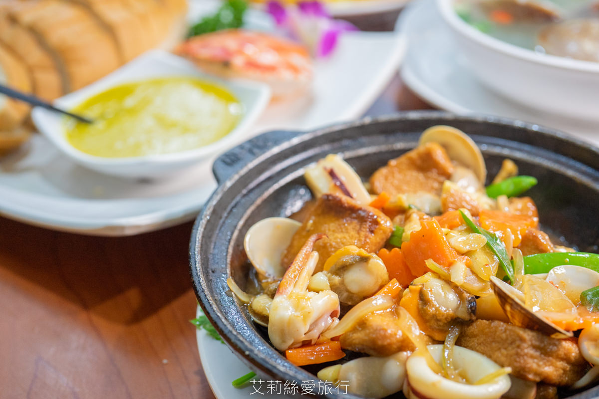 北海岸美食 野柳老字號海鮮餐廳 望海亭 價格透明公開 每日新鮮漁獲 內用白飯吃到飽 用餐折抵停車費！