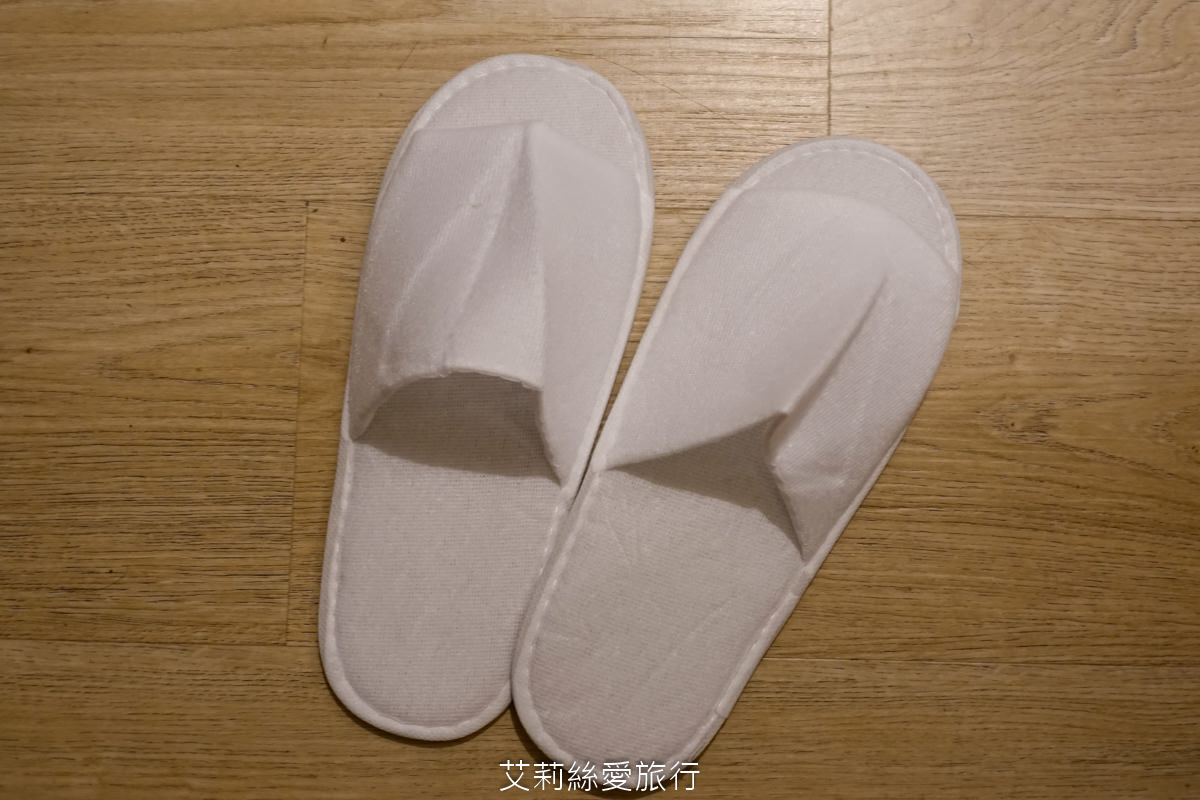 台中親子景點 東勢林場遊樂區 螢火蟲季來了！ 超放電體能訓練場刺激又好玩 幼童遊戲區 沙坑 彈跳床 溫泉泡腳池好放鬆！住宿環境乾淨又舒適 兩天一夜親子暑假旅遊