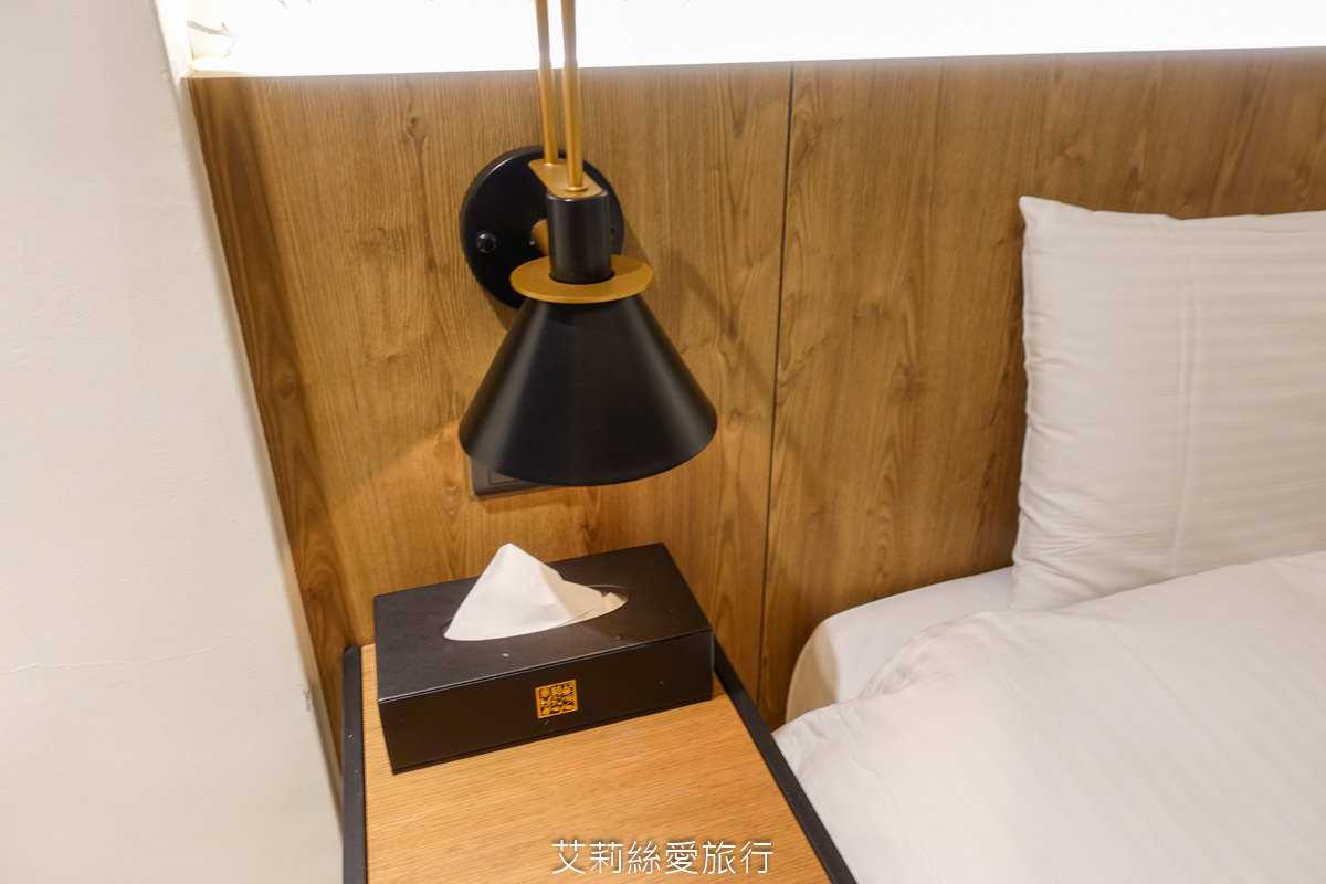 台中親子景點 東勢林場遊樂區 螢火蟲季來了！ 超放電體能訓練場刺激又好玩 幼童遊戲區 沙坑 彈跳床 溫泉泡腳池好放鬆！住宿環境乾淨又舒適 兩天一夜親子暑假旅遊