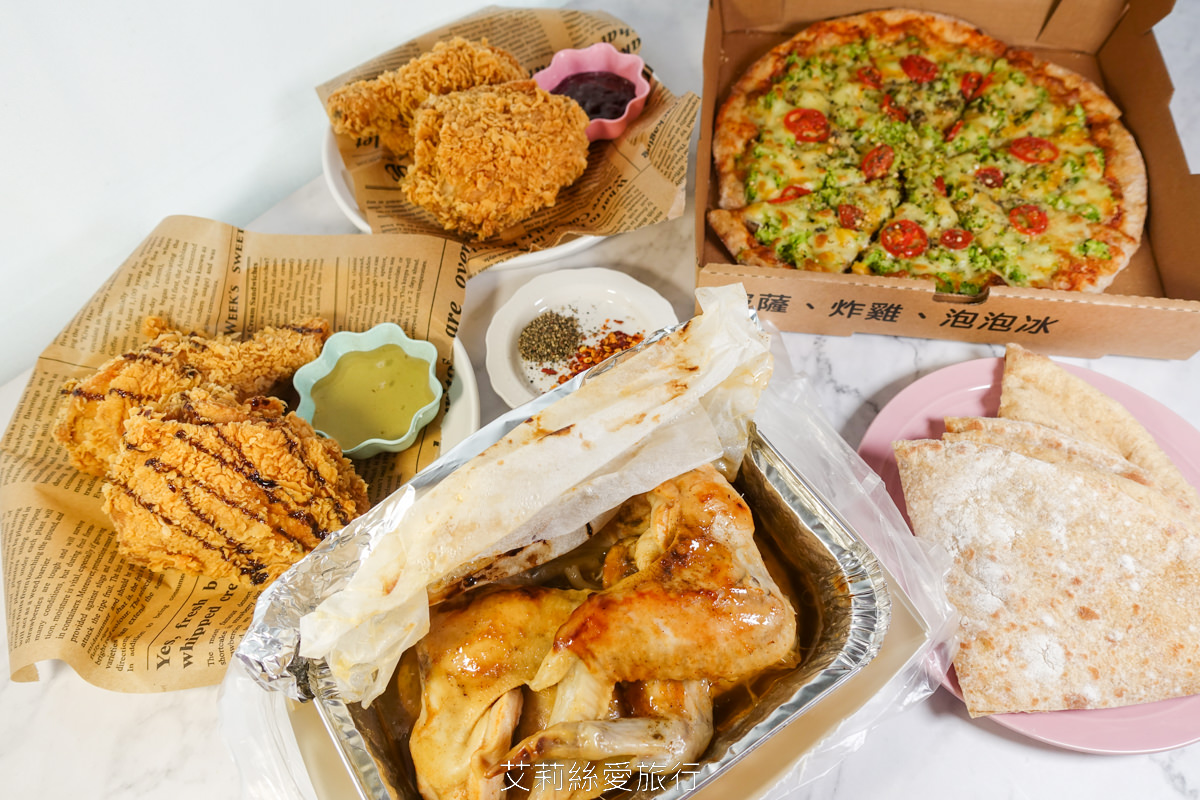 新北蘆洲區美食 林太太手工石烤披薩 炸雞鮮嫩多汁不輸拿坡里 鮮嫩紙包雞肉質嫩到不行 內行人都會先訂餐才不會久候 捷運蘆洲站
