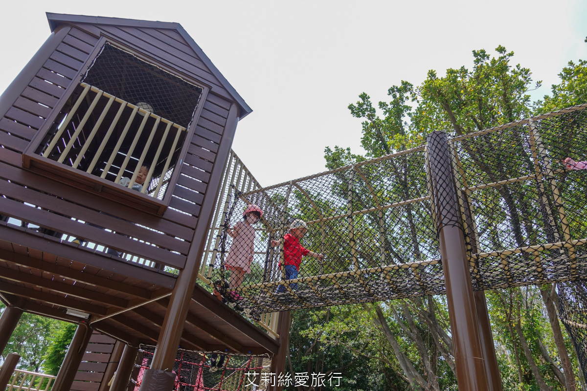 免費景點！屏東親子景點 林邊5米高飛天火車親子共融公園 順遊林邊蓮霧公園 近林邊車站