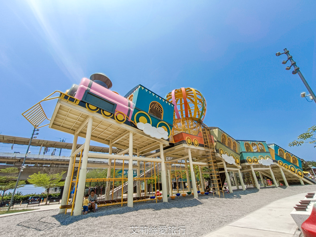 免費景點！屏東親子景點 林邊5米高飛天火車親子共融公園 順遊林邊蓮霧公園 近林邊車站