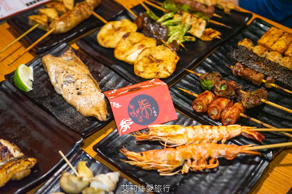 中山區美食 柒息地 (原柒串燒屋) 19元起美味串燒 聚餐首選想吃燒烤不必自己動手! 10年烤功好專業 營業時間到半夜1點半 捷運善導寺站 - 第2張圖 中山區美食 柒息地 (原柒串燒屋) 19元起美味串燒 聚餐首選想吃燒烤不必自己動手! 10年烤功好專業 營業時間到半夜1點半 捷運善導寺站