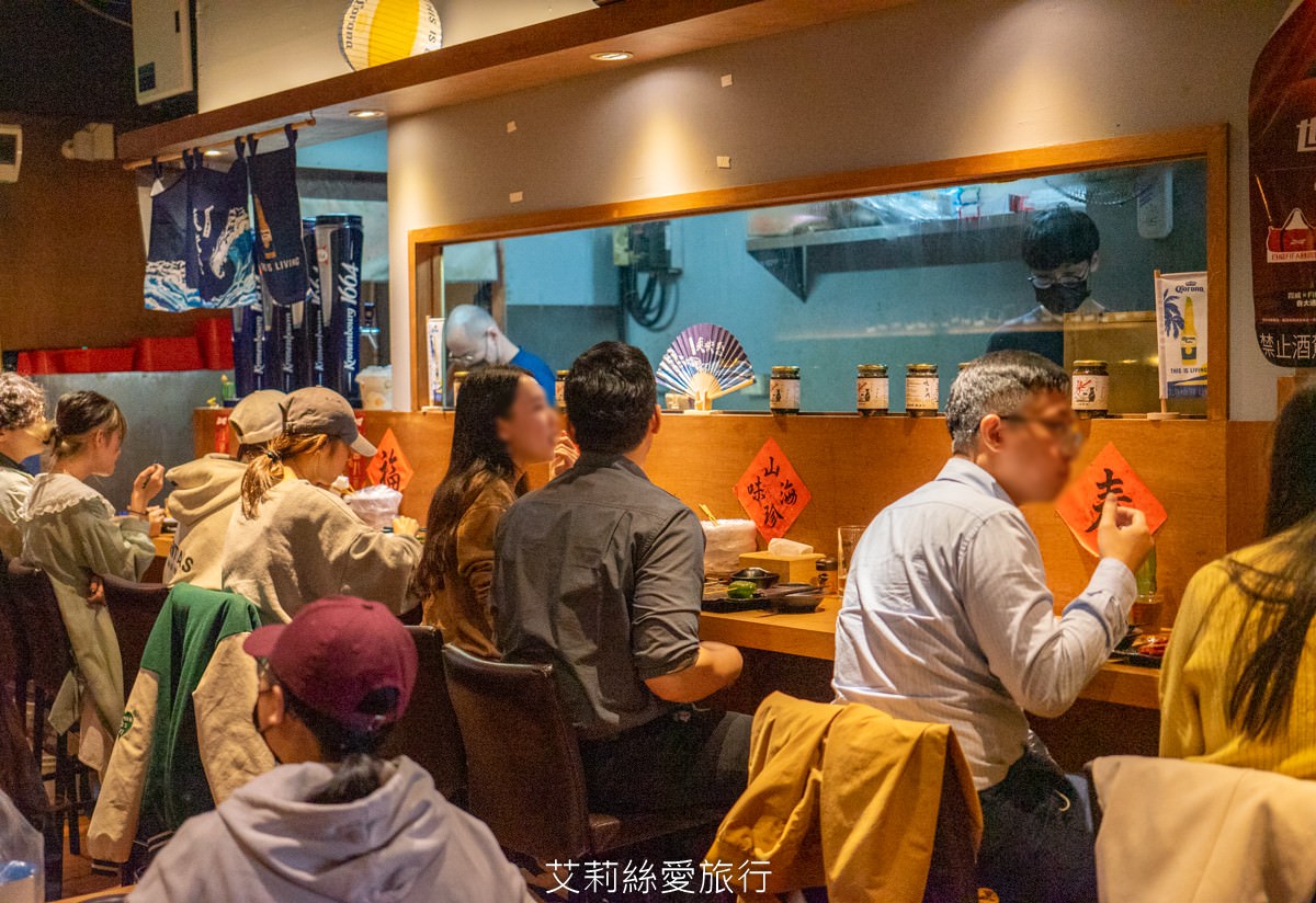 士林站必吃！ 柒息地串燒居酒屋 19元起平價串燒好吃燒烤 超級好吃的秘醬串燒 聚餐首選 捷運士林站