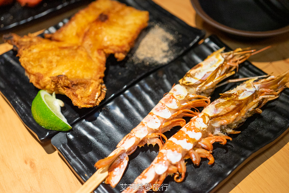 士林站必吃！ 柒息地串燒居酒屋 19元起平價串燒好吃燒烤 超級好吃的秘醬串燒 聚餐首選 捷運士林站