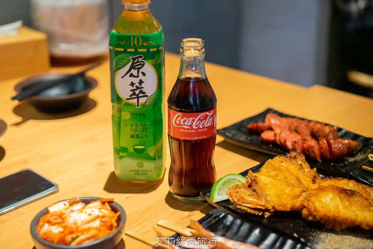 士林站必吃！ 柒息地串燒居酒屋 19元起平價串燒好吃燒烤 超級好吃的秘醬串燒 聚餐首選 捷運士林站