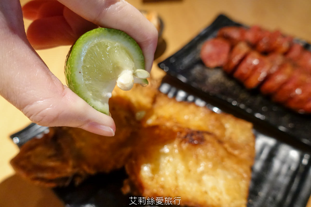 士林站必吃！ 柒息地串燒居酒屋 19元起平價串燒好吃燒烤 超級好吃的秘醬串燒 聚餐首選 捷運士林站