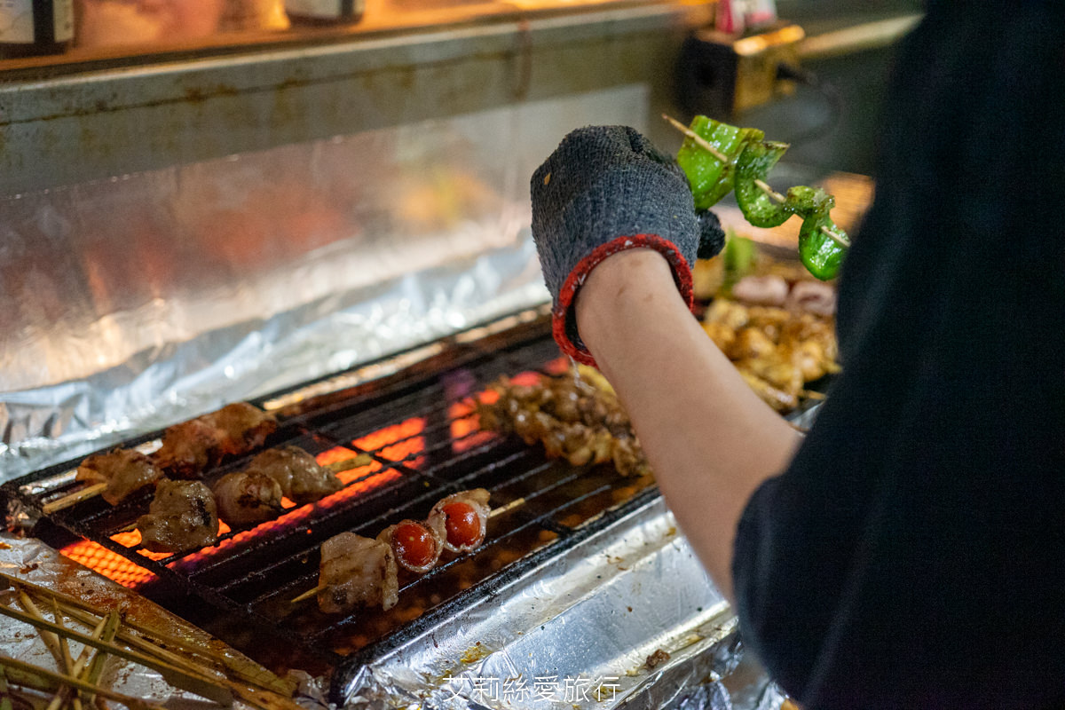 士林站必吃！ 柒息地串燒居酒屋 19元起平價串燒好吃燒烤 超級好吃的秘醬串燒 聚餐首選 捷運士林站
