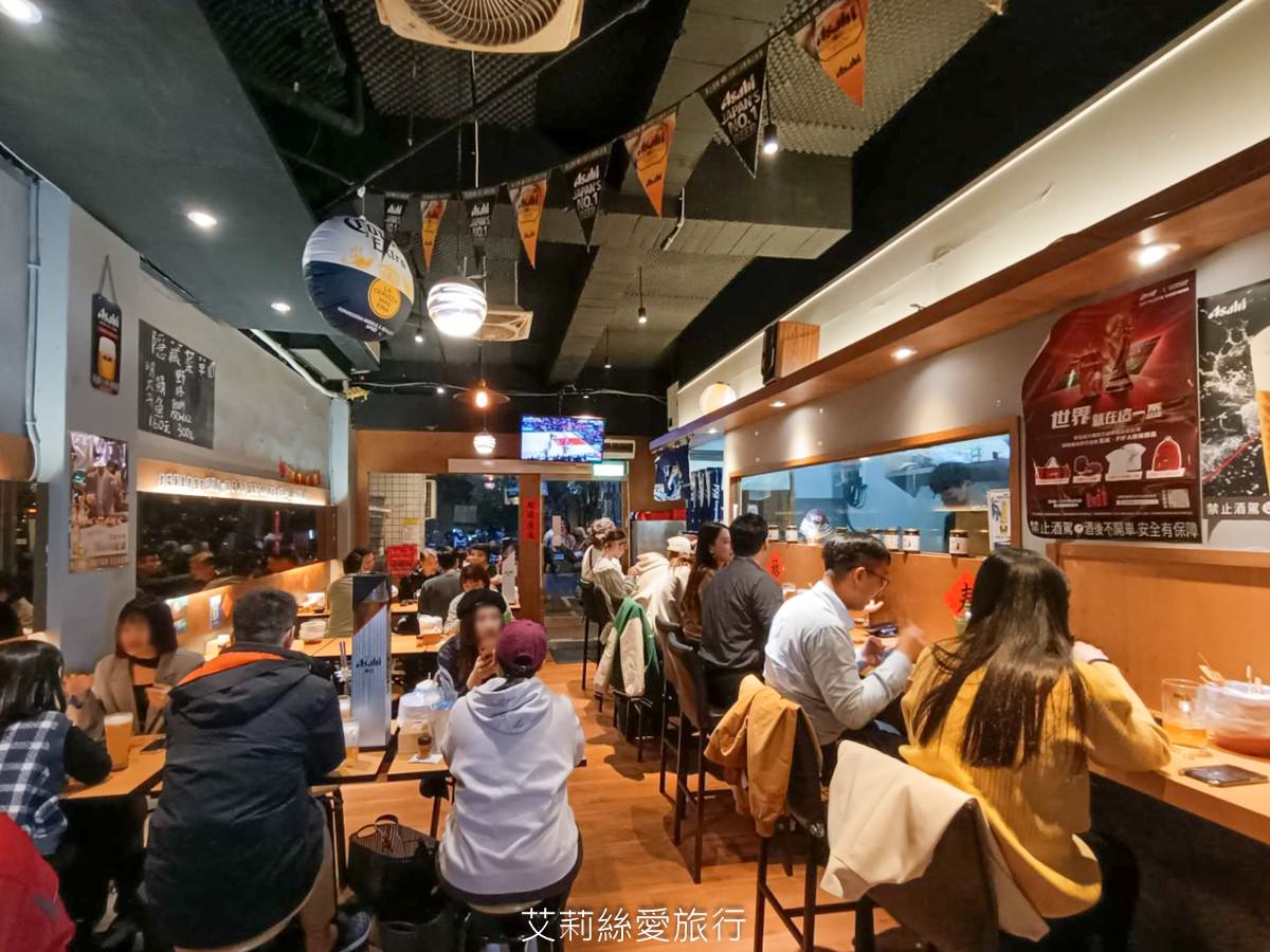 士林站必吃！ 柒息地串燒居酒屋 19元起平價串燒好吃燒烤 超級好吃的秘醬串燒 聚餐首選 捷運士林站