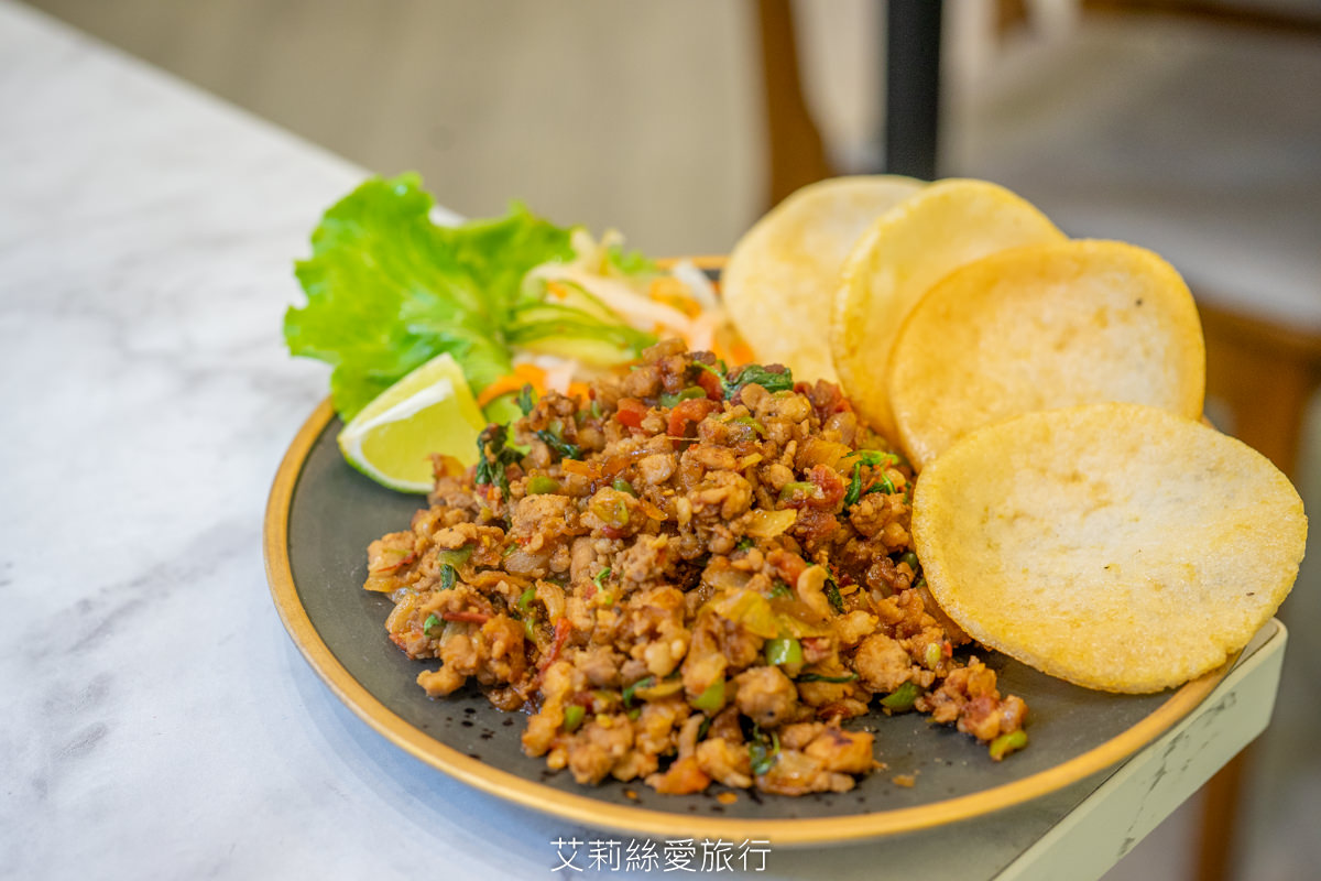 武氏明皇的私房菜打拋豬口味鹹香非常下飯