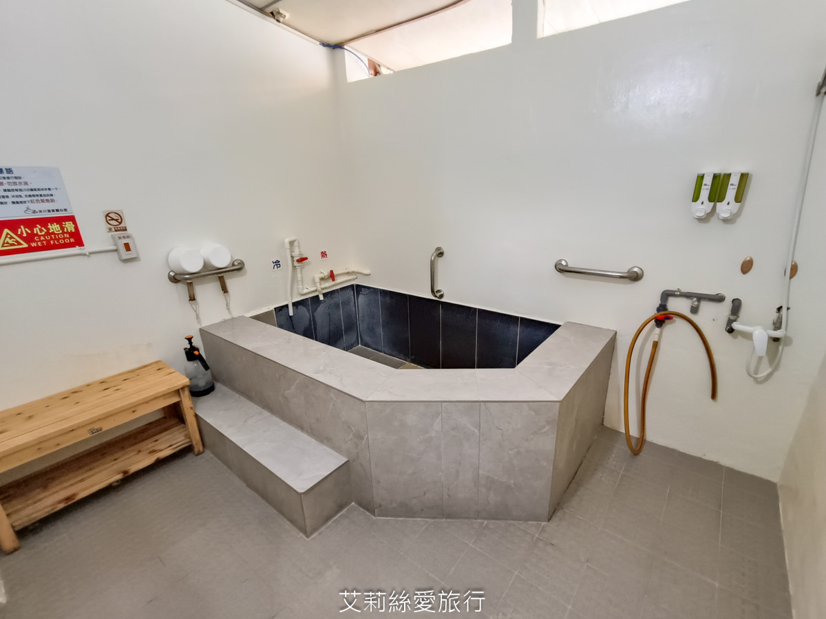 北部平價溫泉湯屋 沐川海㡳溫泉 雙人湯屋250元 家庭湯屋均價只要150元 沐川海㡳溫泉 金山萬里景點