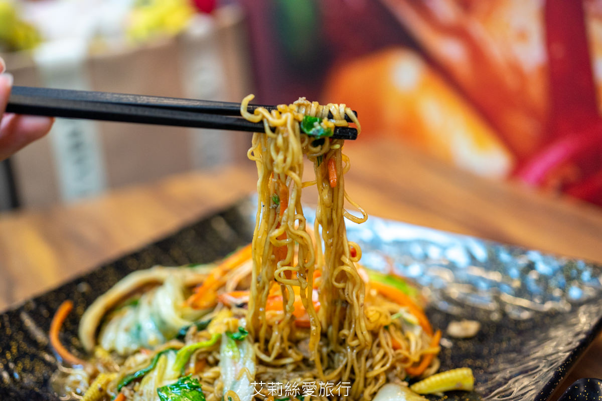 三重美食推薦 泰小吃店 真正泰國人開的泰式餐廳 泰國知名美食彩色米線條 媽媽麵 涼拌青木瓜絲都超道地! 奶茶控必喝泰式奶茶! - 第13張圖 三重美食推薦 泰小吃店 真正泰國人開的泰式餐廳 泰國知名美食彩色米線條 媽媽麵 涼拌青木瓜絲都超道地! 奶茶控必喝泰式奶茶!