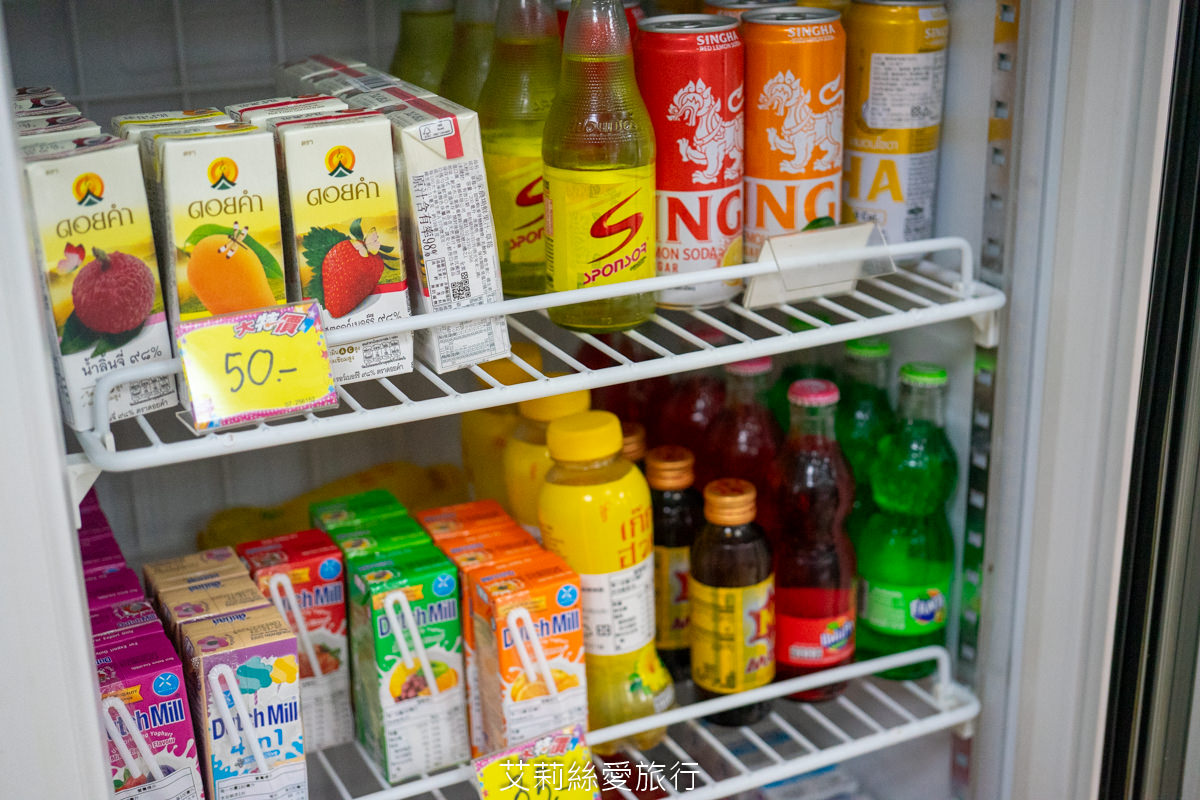 三重美食推薦 泰小吃店 真正泰國人開的泰式餐廳 泰國知名美食彩色米線條 媽媽麵 涼拌青木瓜絲都超道地! 奶茶控必喝泰式奶茶! - 第6張圖 三重美食推薦 泰小吃店 真正泰國人開的泰式餐廳 泰國知名美食彩色米線條 媽媽麵 涼拌青木瓜絲都超道地! 奶茶控必喝泰式奶茶!