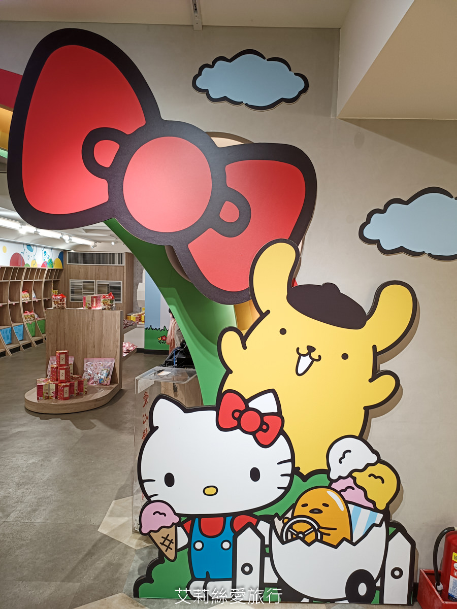 免費景點 Kitty 美樂蒂 蛋黃哥 三麗鷗主題樂園 新竹湖口服務區 (北上) 新竹親子景點 主題餐廳