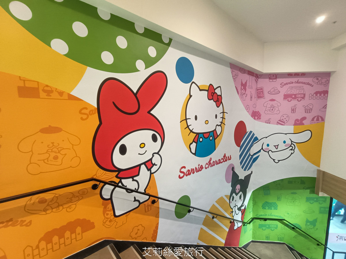 免費景點 Kitty 美樂蒂 布丁狗 三麗鷗主題樂園！新竹湖口服務區 (南下) 新竹親子景點 主題餐廳