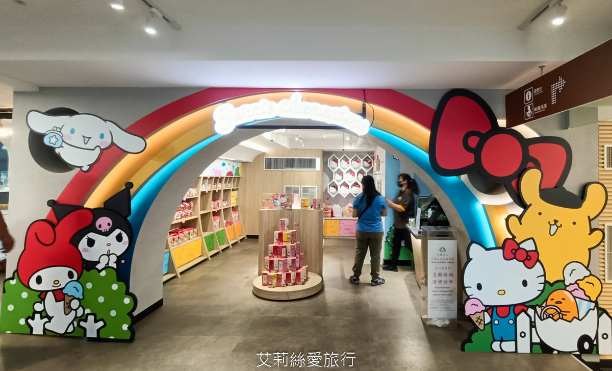 免費景點 Kitty 美樂蒂 布丁狗 三麗鷗主題樂園！新竹湖口服務區 (南下) 新竹親子景點 主題餐廳