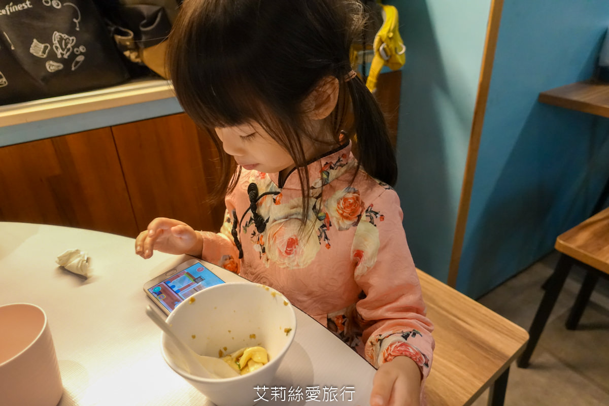 松山區小巨蛋美食 漁聞樂 自家有漁船就是鮮！活龍蝦1隻只要680元 品嚐生猛活海鮮 不必跑漁港