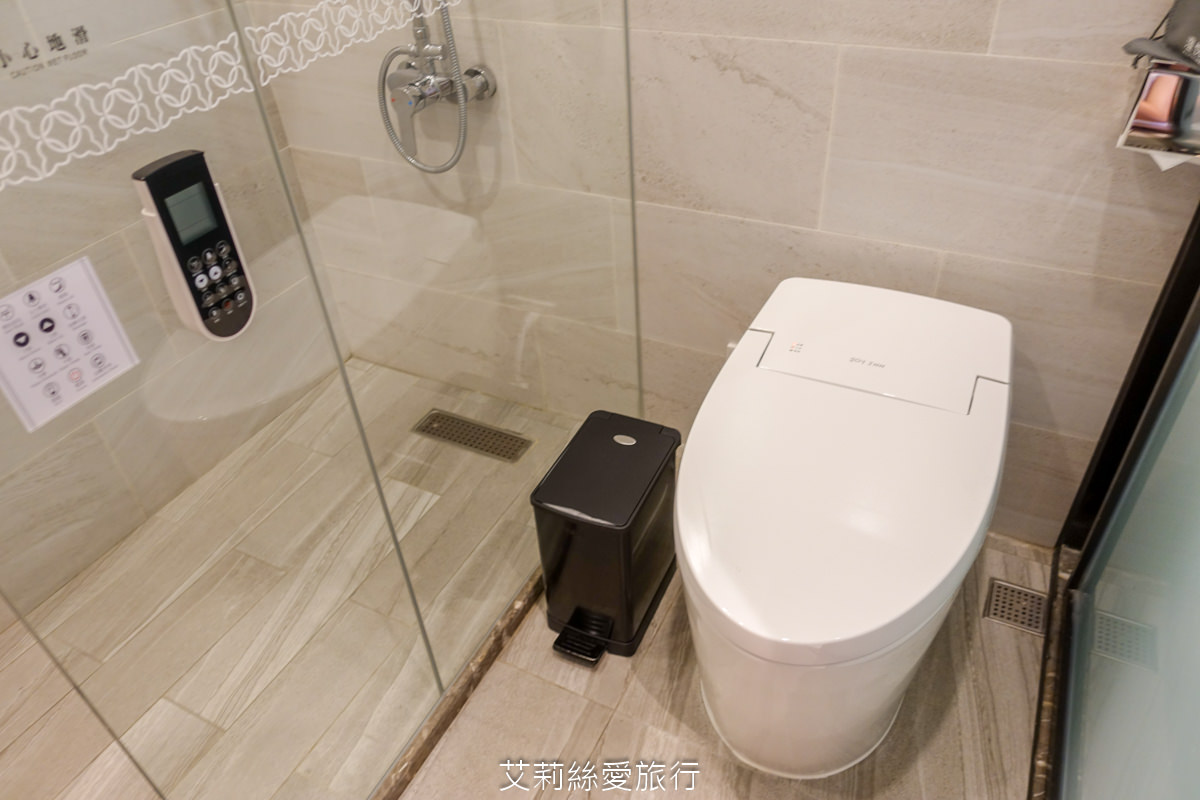 鹿港必遊景點 一日遊兩天一夜行程怎麼玩？ 入住新飯店 鹿港澄悅酒店 逛文創市集 老街巡古蹟吃美食搭乘三輪車