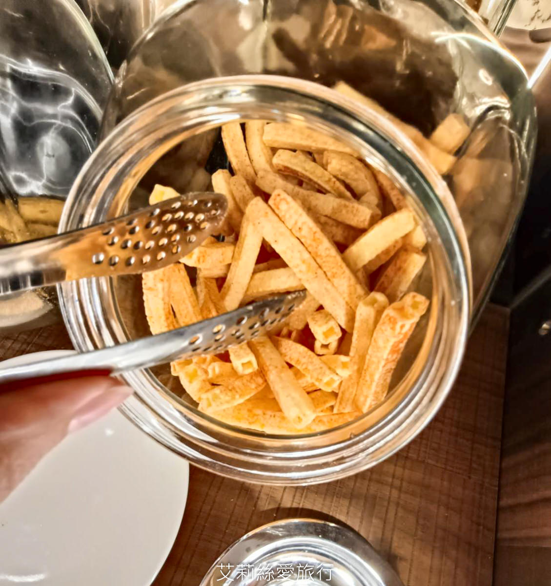 鹿港必遊景點 一日遊兩天一夜行程怎麼玩？ 入住新飯店 鹿港澄悅酒店 逛文創市集 老街巡古蹟吃美食搭乘三輪車