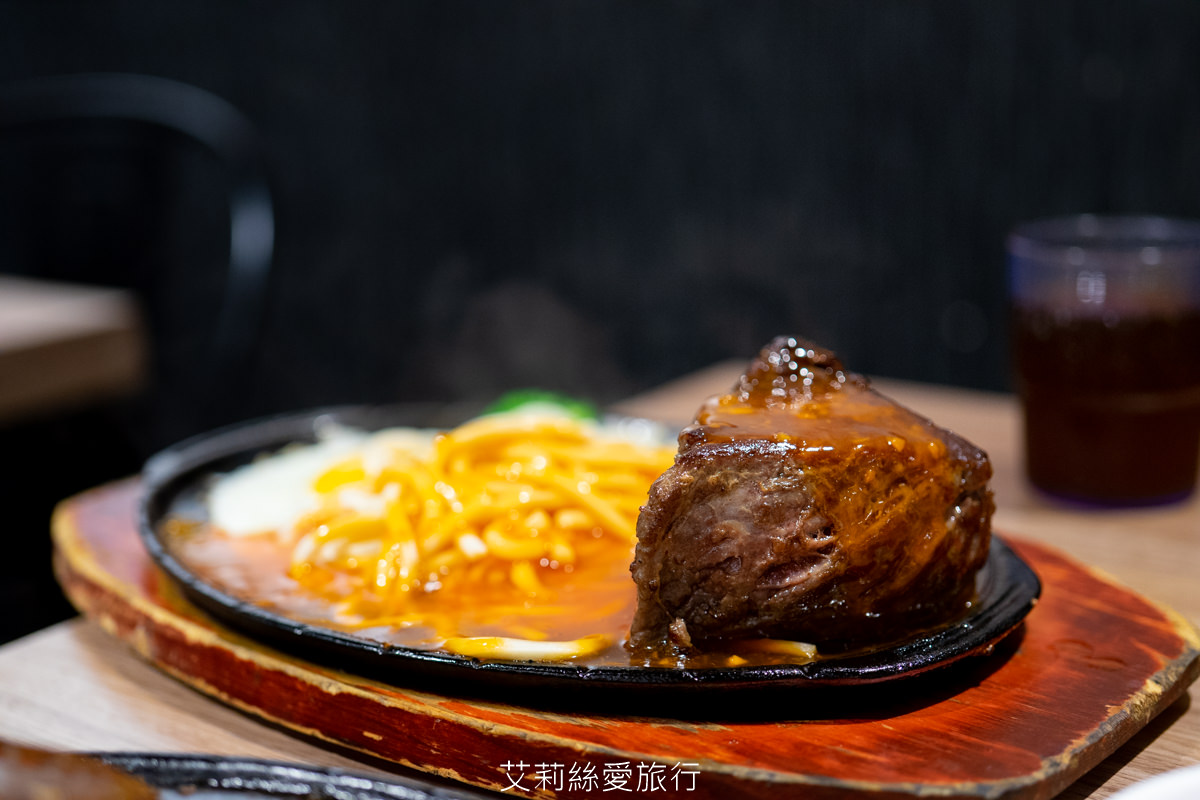 100%原肉牛排只要市價一半就能吃 配阿里山冷泡茶太過癮 內用自助吧無限吃到飽 濠誠牛排 22年老店