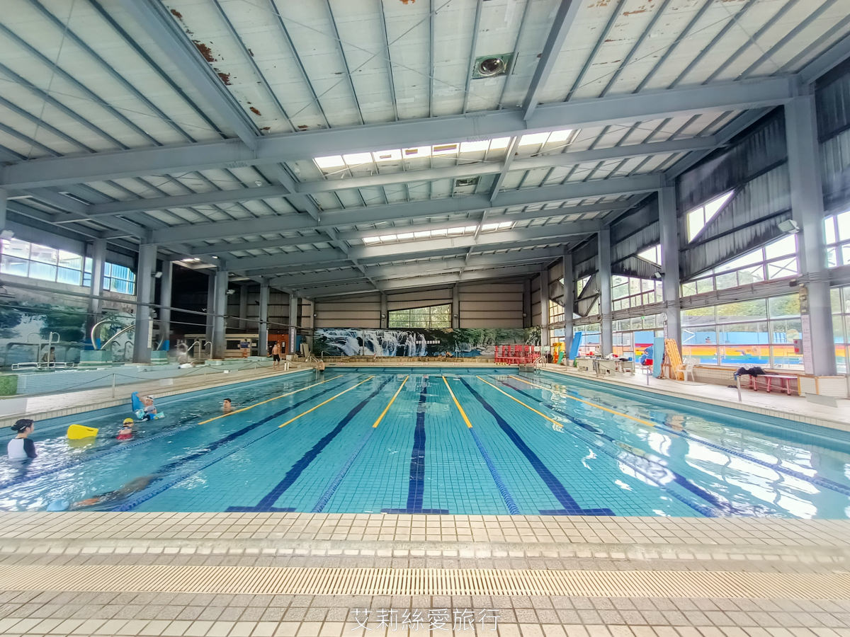 台北玩水景點 30元玩滑水道、漂漂河 一票玩到底 兒童票30元可玩一整天 玉成水樂園 台北戲水 有救生員 溫水泳池 - 第12張圖 台北玩水景點 30元玩滑水道、漂漂河 一票玩到底 兒童票30元可玩一整天 玉成水樂園 台北戲水 有救生員 溫水泳池