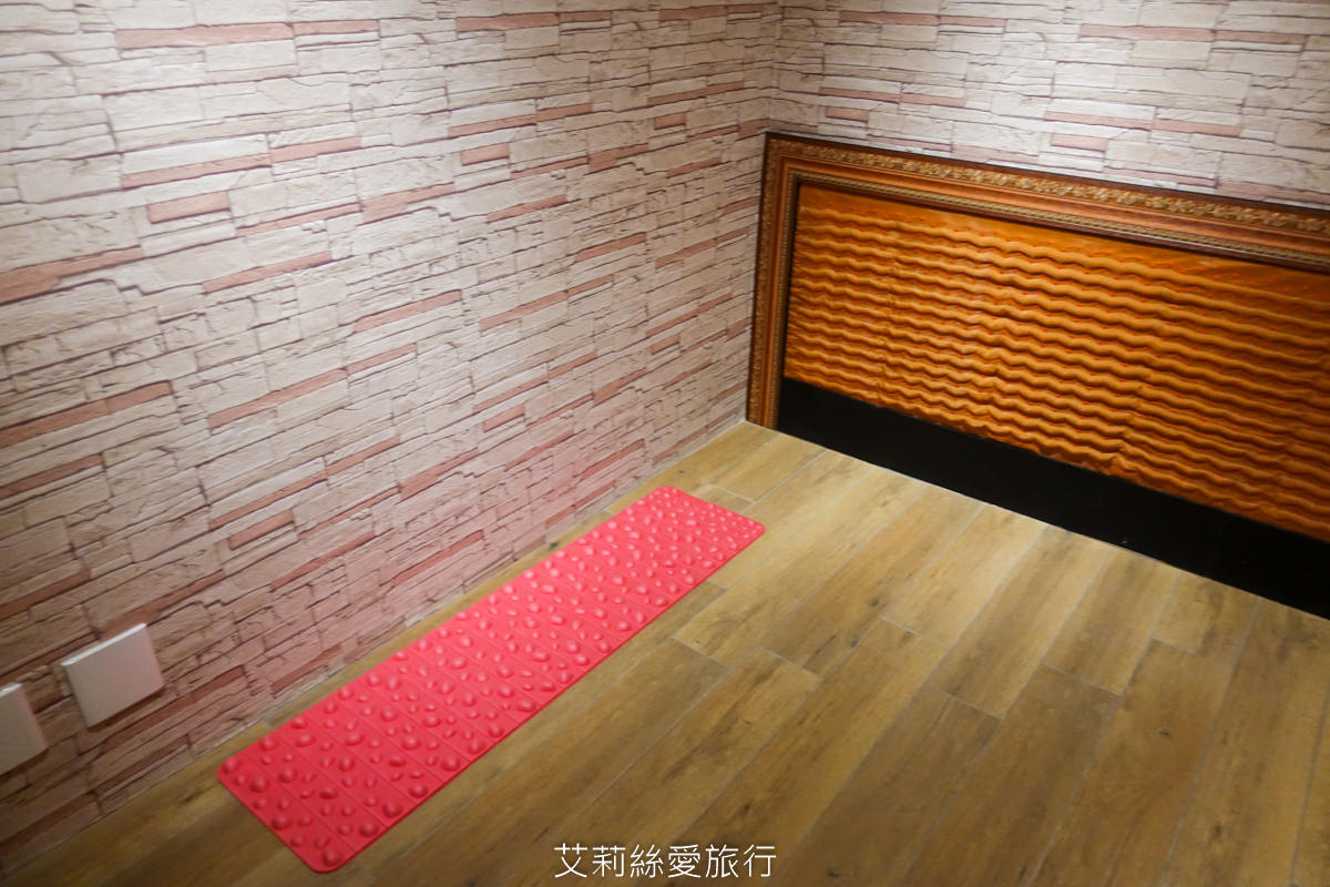 蘆洲spa 韓國古法汗蒸幕加spa按摩深層排汗好放鬆 甄品汗蒸幕spa館