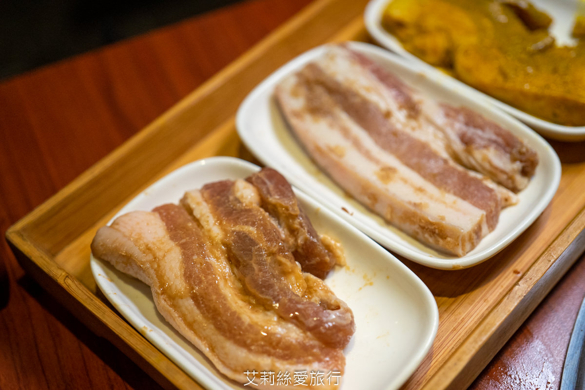 蘆洲美食推薦 甘釜京韓日燒肉料理專門店 嚴選新鮮食材、創意料理 日式無煙燒烤、韓式燒肉 浮誇系美食一次滿足 捷運蘆洲站