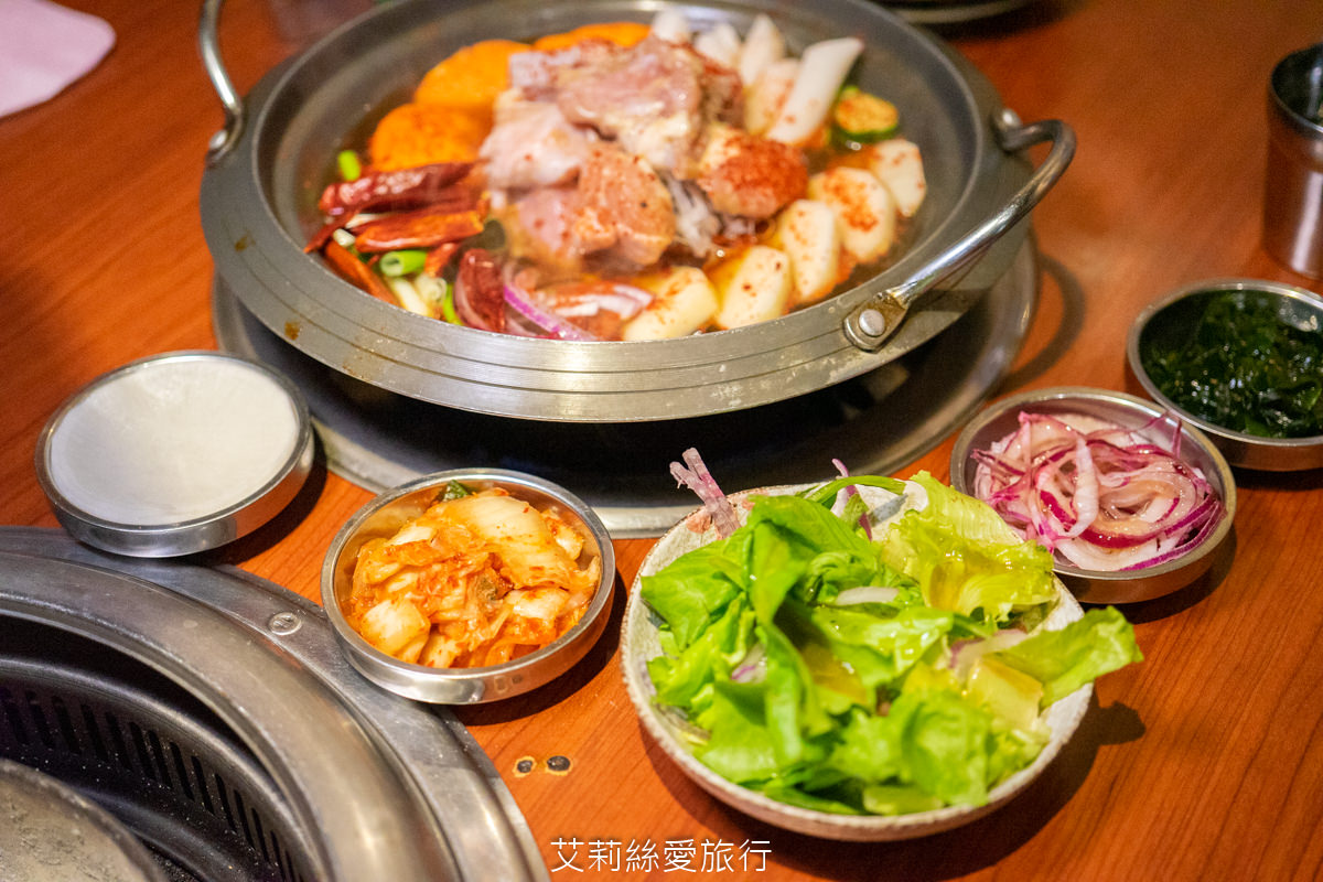 蘆洲美食推薦 甘釜京韓日燒肉料理專門店 嚴選新鮮食材、創意料理 日式無煙燒烤、韓式燒肉 浮誇系美食一次滿足 捷運蘆洲站