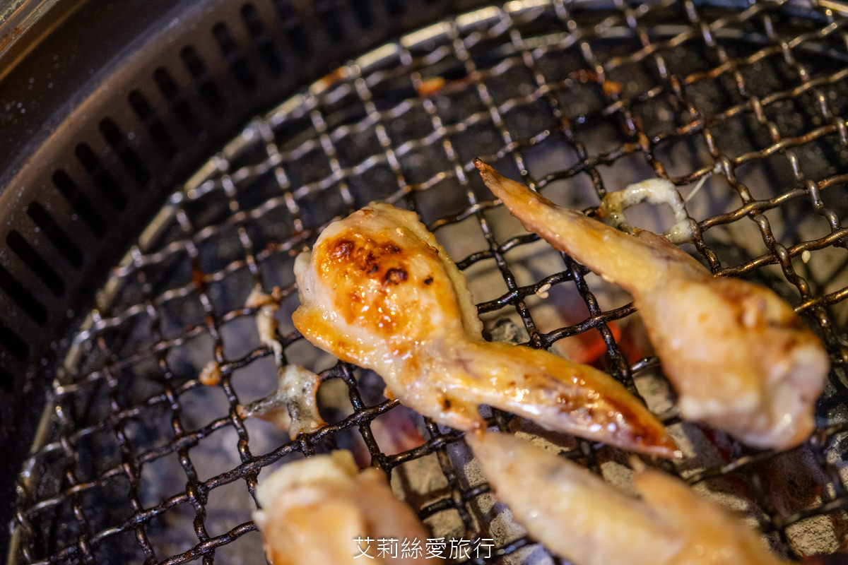 蘆洲美食推薦 甘釜京韓日燒肉料理專門店 嚴選新鮮食材、創意料理 日式無煙燒烤、韓式燒肉 浮誇系美食一次滿足 捷運蘆洲站