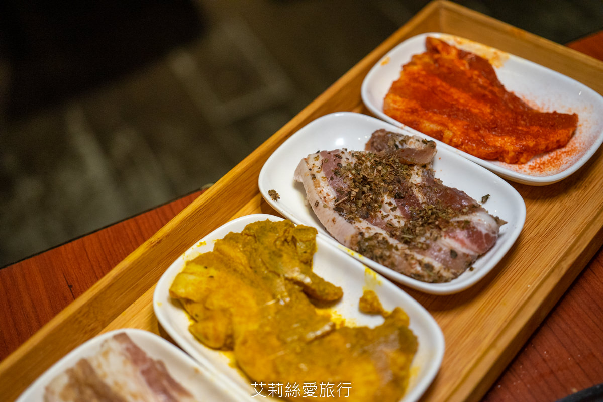 蘆洲美食推薦 甘釜京韓日燒肉料理專門店 嚴選新鮮食材、創意料理 日式無煙燒烤、韓式燒肉 浮誇系美食一次滿足 捷運蘆洲站