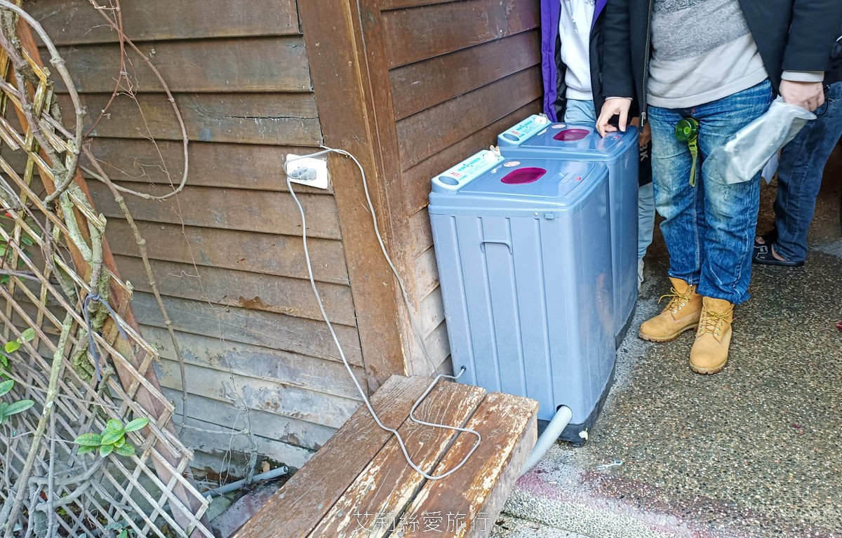 苗栗景點 石湯溫泉 3000坪峇里島風露天風呂美人湯 泡湯不限時 湯屋200元不限人數 吹風機不必投幣！近大湖草莓園