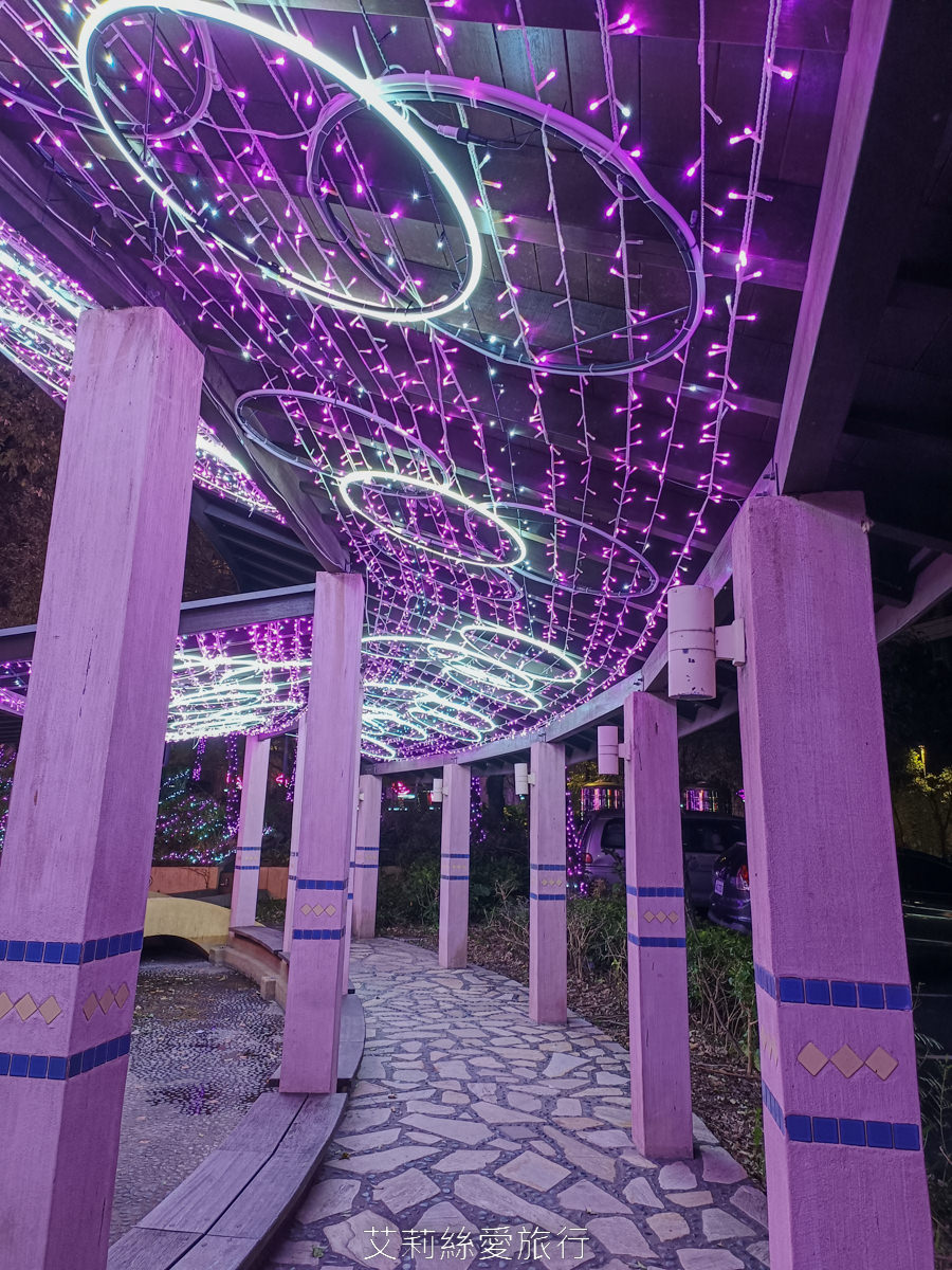 宜蘭新景點 礁溪必拍期間限定夢幻燈海 2022 礁溪溫泉燈花季 宛如海洋世界的「泡泡光廊」礁溪溫泉燈花季地點和點燈期間