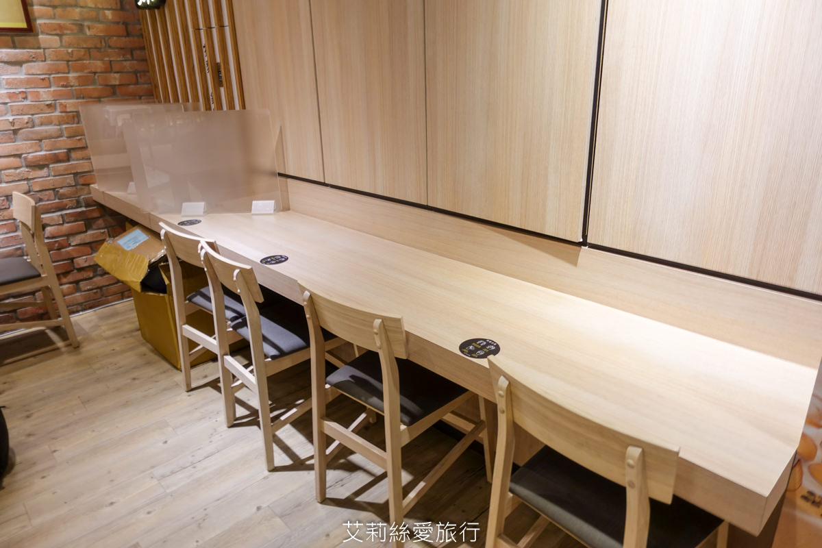 內湖美食 一個人也能吃麻辣鍋 香麻夠味 湯頭順口可以直接喝 緒食一鍋小麻辣 青花滷 CITYLINK美食