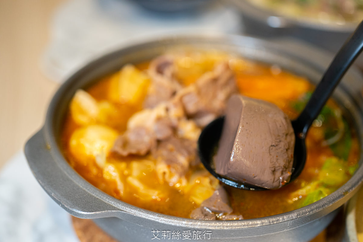 內湖美食 一個人也能吃麻辣鍋 香麻夠味 湯頭順口可以直接喝 緒食一鍋小麻辣 青花滷 CITYLINK美食