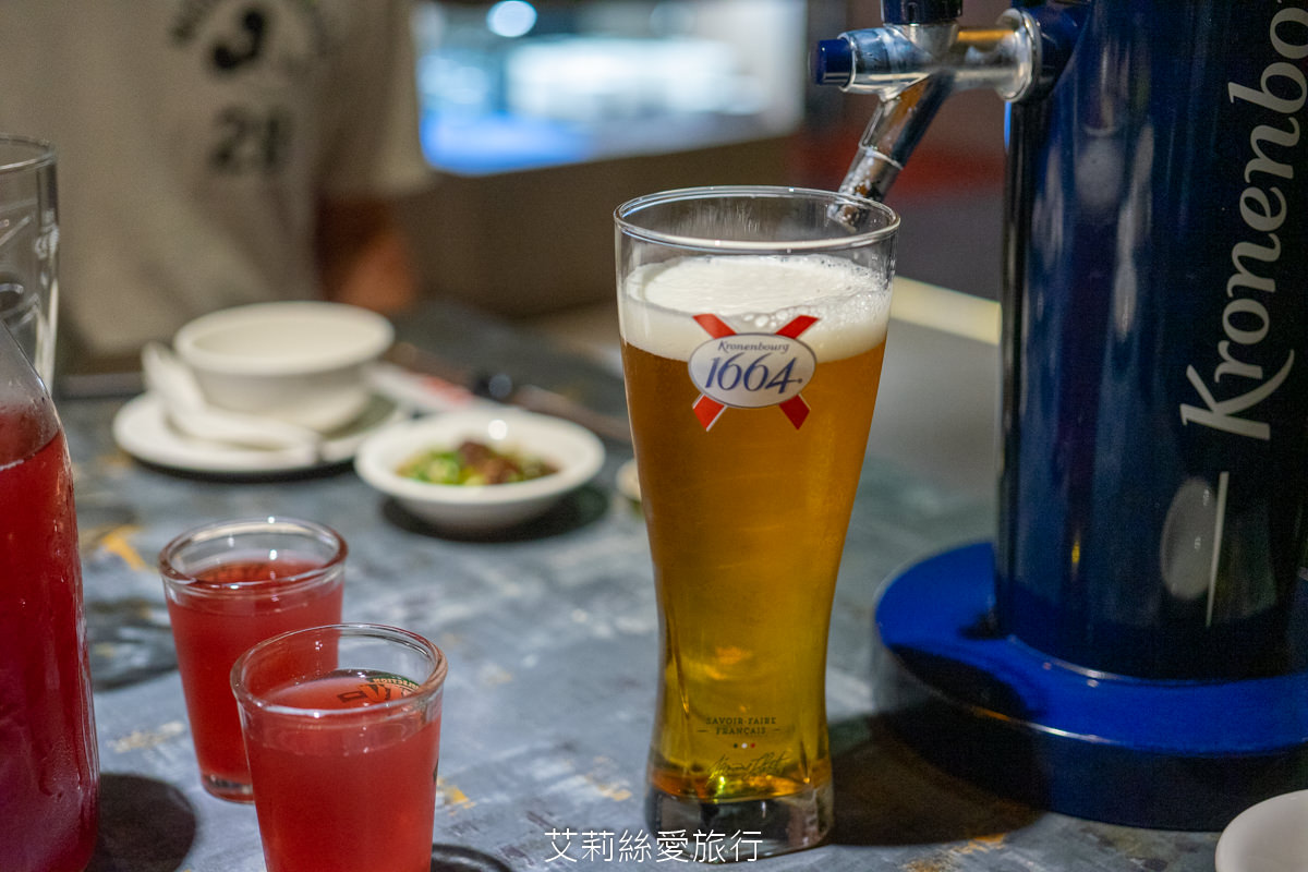 台北必吃麻辣鍋 黃仁勳美食地圖 老撈麻辣鍋新派火鍋及私房料理 老撈瘋鍋祭$990的綜合海鮮盤登記免費送! LINE好友不限時段啤酒買1送1 - 第14張圖 台北必吃麻辣鍋 黃仁勳美食地圖 老撈麻辣鍋新派火鍋及私房料理 老撈瘋鍋祭$990的綜合海鮮盤登記免費送! LINE好友不限時段啤酒買1送1