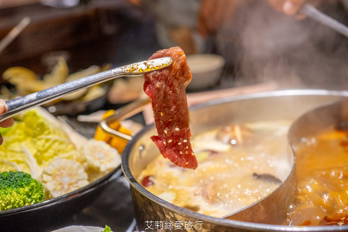 台北必吃麻辣鍋 黃仁勳美食地圖 老撈麻辣鍋新派火鍋及私房料理 老撈瘋鍋祭$990的綜合海鮮盤登記免費送! LINE好友不限時段啤酒買1送1 - 第50張圖 台北必吃麻辣鍋 黃仁勳美食地圖 老撈麻辣鍋新派火鍋及私房料理 老撈瘋鍋祭$990的綜合海鮮盤登記免費送! LINE好友不限時段啤酒買1送1