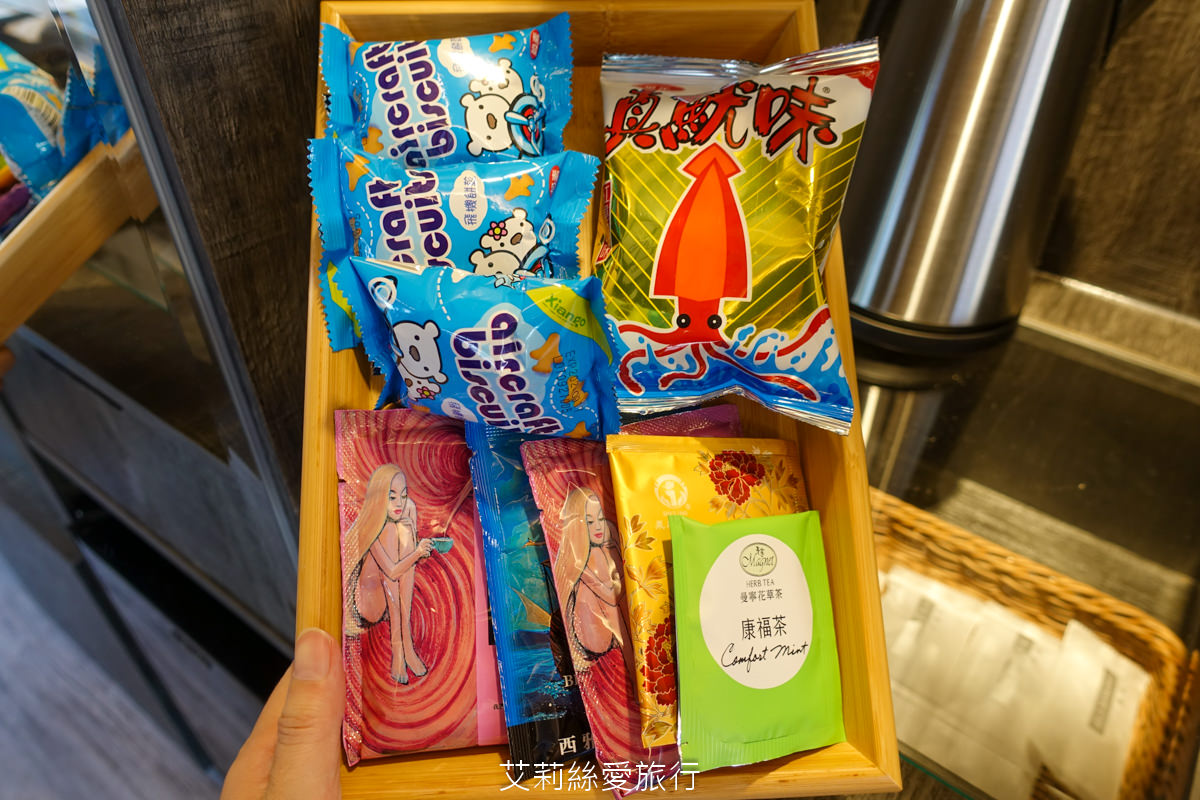 苗栗親子住宿 自然風情景觀餐廳渡假民宿 2024最新設施極光露營車 獨立遊戲區寶貝安心玩 親子景點大草坪沙坑溜滑梯 無敵景觀休閒渡假區