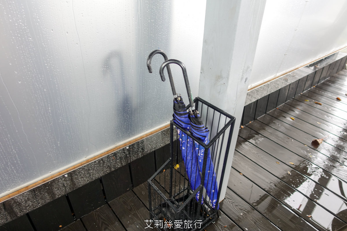 苗栗親子住宿 自然風情景觀餐廳渡假民宿 2024最新設施極光露營車 獨立遊戲區寶貝安心玩 親子景點大草坪沙坑溜滑梯 無敵景觀休閒渡假區