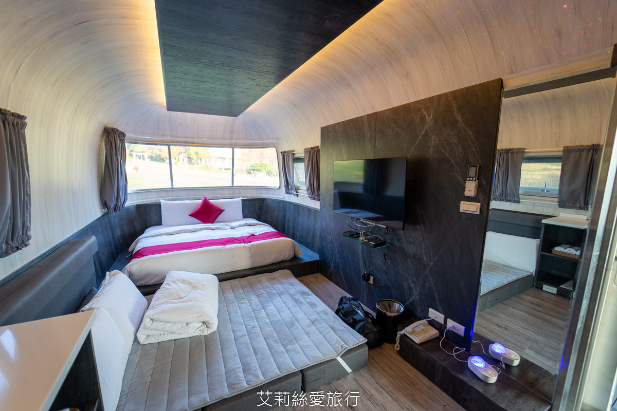 苗栗親子住宿 自然風情景觀餐廳渡假民宿 2024最新設施極光露營車 獨立遊戲區寶貝安心玩 親子景點大草坪沙坑溜滑梯 無敵景觀休閒渡假區