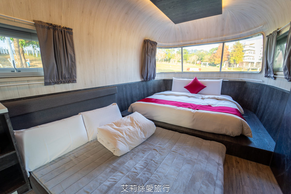 苗栗親子住宿 自然風情景觀餐廳渡假民宿 2024最新設施極光露營車 獨立遊戲區寶貝安心玩 親子景點大草坪沙坑溜滑梯 無敵景觀休閒渡假區