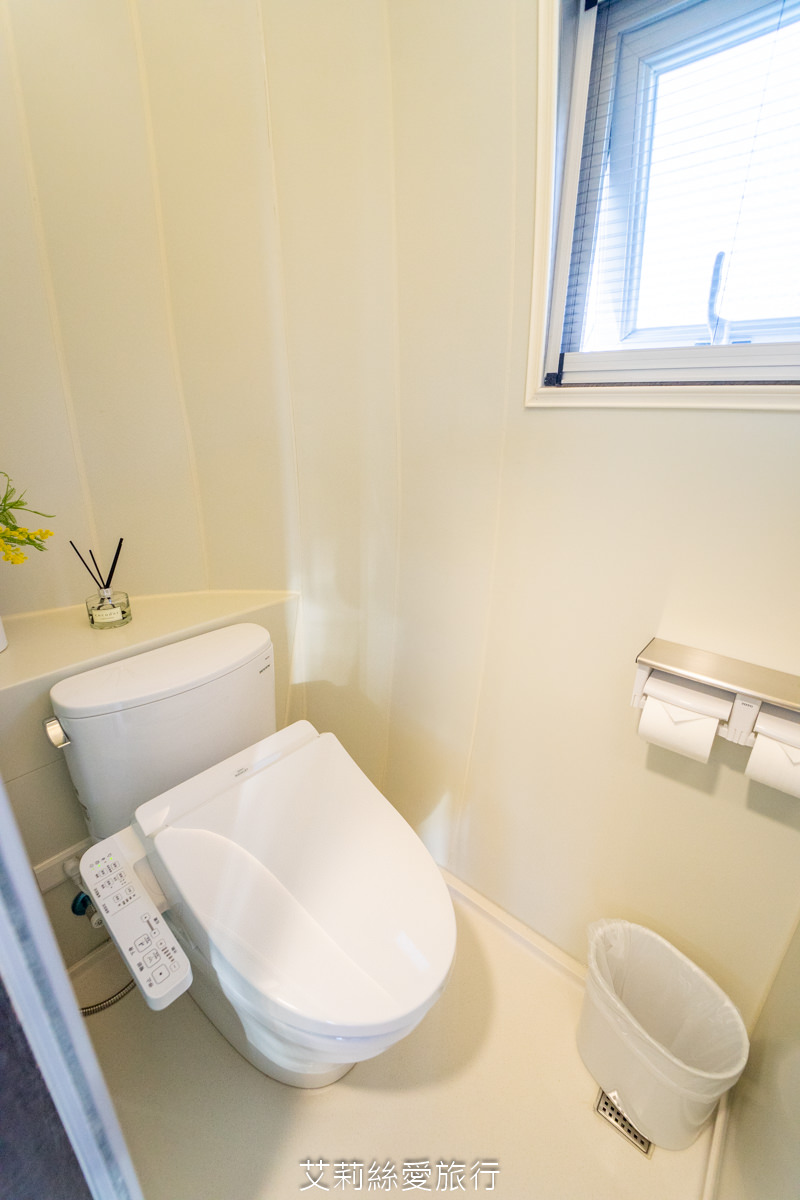 苗栗親子住宿 自然風情景觀餐廳渡假民宿 2024最新設施極光露營車 獨立遊戲區寶貝安心玩 親子景點大草坪沙坑溜滑梯 無敵景觀休閒渡假區