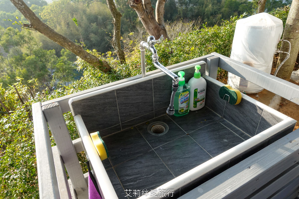 苗栗親子住宿 自然風情景觀餐廳渡假民宿 2024最新設施極光露營車 獨立遊戲區寶貝安心玩 親子景點大草坪沙坑溜滑梯 無敵景觀休閒渡假區