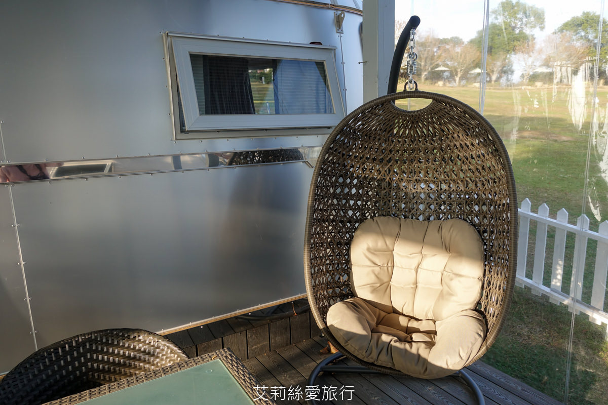 苗栗親子住宿 自然風情景觀餐廳渡假民宿 2024最新設施極光露營車 獨立遊戲區寶貝安心玩 親子景點大草坪沙坑溜滑梯 無敵景觀休閒渡假區