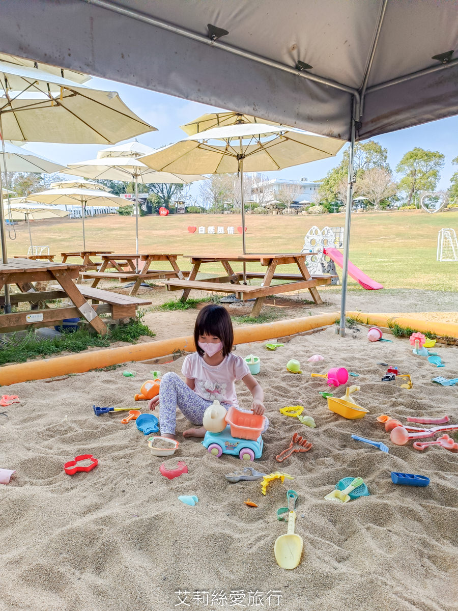 苗栗住宿 自然風情景觀餐廳渡假民宿 親子旅遊大草坪沙坑溜滑梯 無敵景觀渡假區 - 第42張圖 苗栗住宿 自然風情景觀餐廳渡假民宿 親子旅遊大草坪沙坑溜滑梯 無敵景觀渡假區